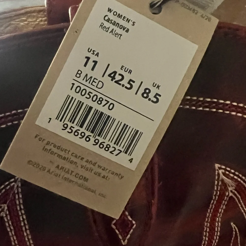 Ariat Women's Casanova Red Heeled Boots - Picture 5 of 5